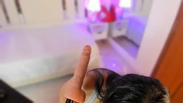 Miliaangeles online show from 10-04-25, 12:25