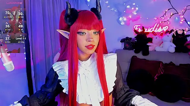 Snapshot of Miss_freydis chatting on 06-17-26, 05:21 Miss freydis online show from 06-17-26, 05:21