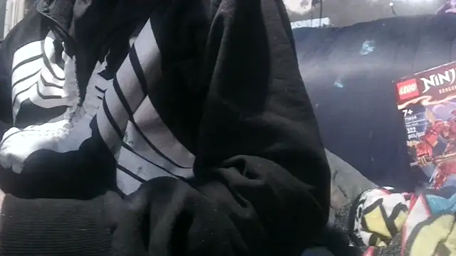 Snapshot of robeaulieu02 chatting on 12-13-24, 06:31 robeaulieu02 online show from 12-13-24, 06:31