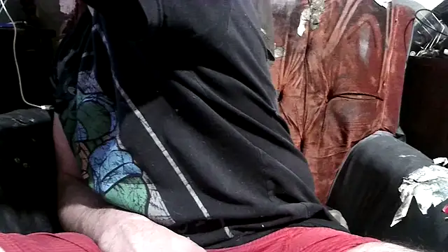 Snapshot of robeaulieu02 chatting on 12-29-24, 05:42 robeaulieu02 online show from 12-29-24, 05:42