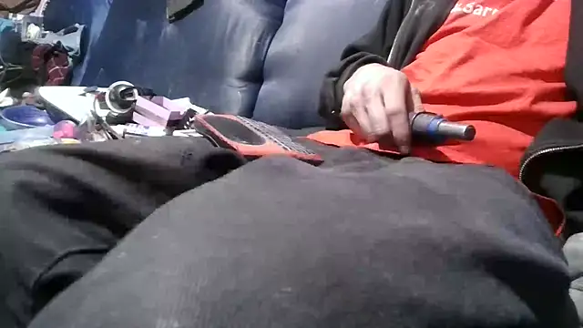 Snapshot of robeaulieu02 chatting on 03-05-25, 04:34 robeaulieu02 online show from 03-05-25, 04:34