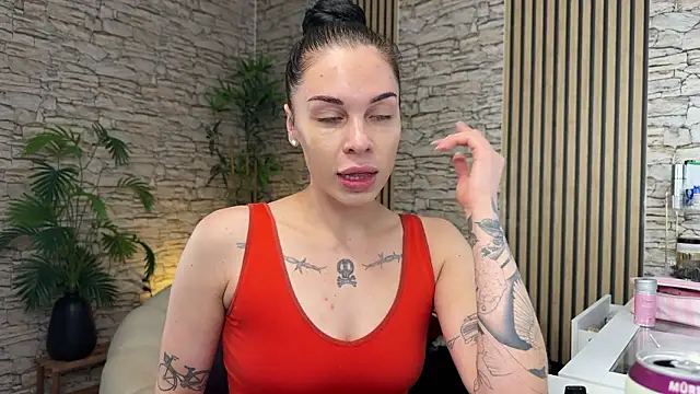 Snapshot of NattyFierros chatting on 02-02-26, 06:56 NattyFierros online show from 02-02-26, 06:56