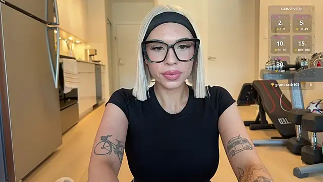 Snapshot of NattyFierros chatting on 02-24-26, 05:33 NattyFierros online show from 02-24-26, 05:33