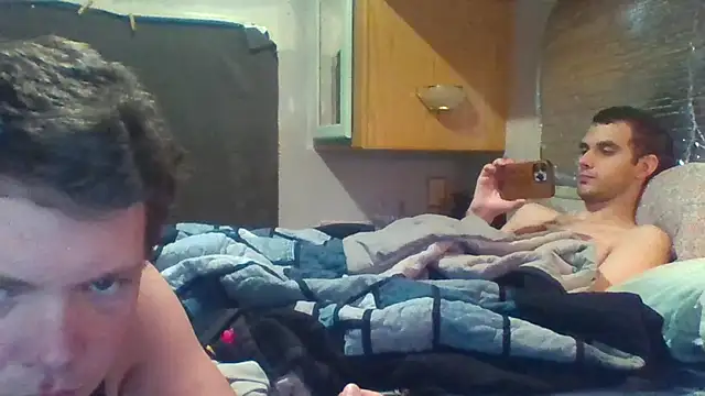 Snapshot of Deafguyproud69 chatting on 10-18-25, 04:30 Deafguyproud69 online show from 10-18-25, 04:30