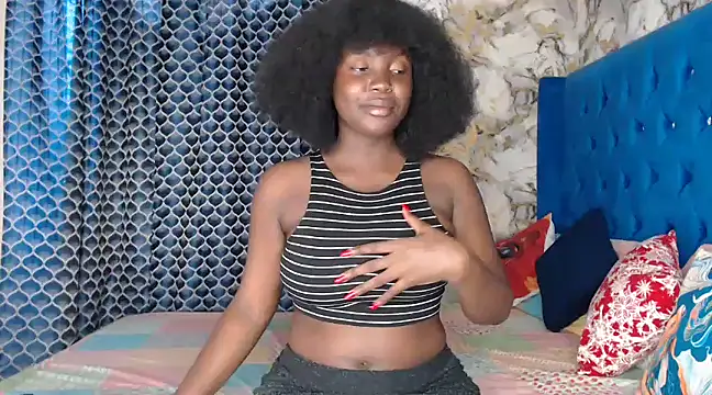 Snapshot of Tushy_baiby2000 chatting on 02-19-25, 12:44 Tushy baiby2000 online show from 02-19-25, 12:44