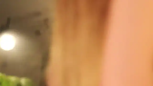 Sandy-the-Squirrel online show from 03-06-25, 05:11