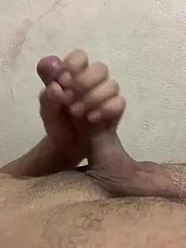 rodrig3105 online show from 03-19-25, 10:42