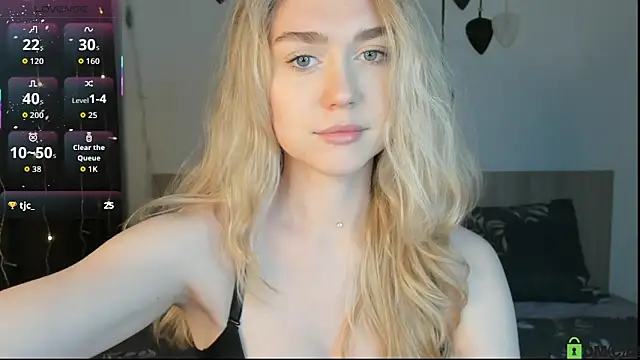 Snapshot of TheVanessaMaes chatting on 02-22-26, 09:46 TheVanessaMaes online show from 02-22-26, 09:46