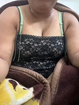 Nancy-22 online show from 01-15-26, 01:48