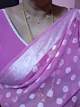 Snapshot of ananya956 chatting on 06-07-26, 12:26 ananya956 online show from 06-07-26, 12:26