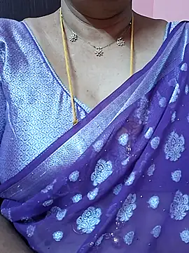 Snapshot of ananya956 chatting on 06-25-26, 02:33 ananya956 online show from 06-25-26, 02:33