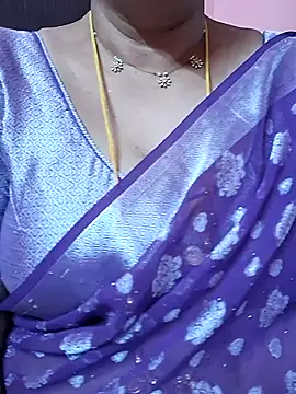Snapshot of ananya956 chatting on 06-25-26, 05:45 ananya956 online show from 06-25-26, 05:45