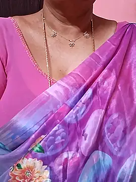 Snapshot of ananya956 chatting on 07-09-26, 12:53 ananya956 online show from 07-09-26, 12:53