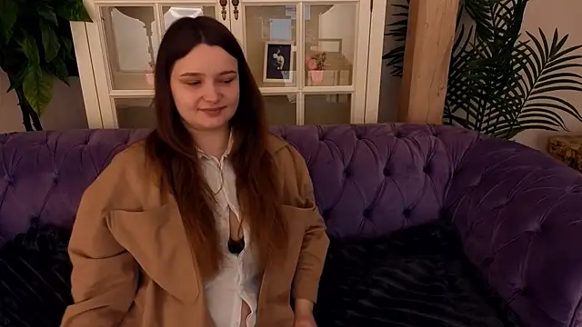 MagicPeachh  online show from 03-30-26, 06:47