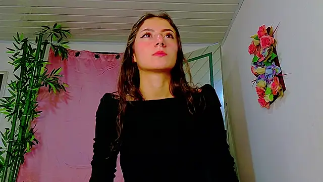 Snapshot of scarlet-jonesx chatting on 05-15-26, 11:01 scarlet-jonesx online show from 05-15-26, 11:01