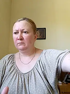 blondyaguar online show from 08-01-26, 07:51