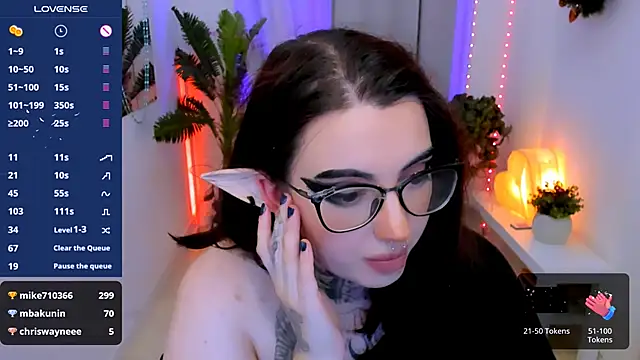 Snapshot of Dixi_Pixi_ chatting on 12-14-24, 11:50 Dixi Pixi online show from 12-14-24, 11:50