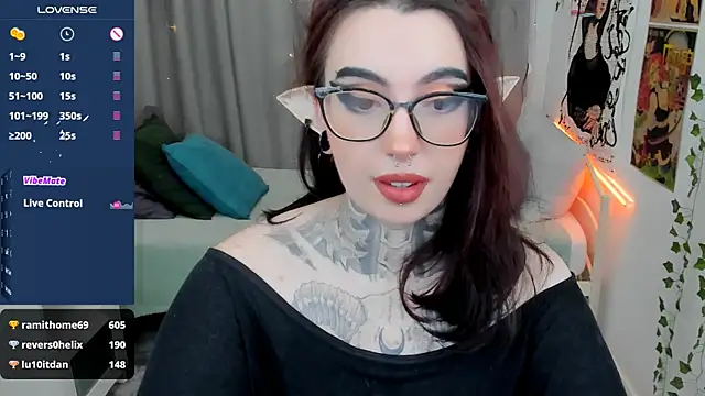Snapshot of Dixi_Pixi_ chatting on 01-03-25, 11:46 Dixi Pixi online show from 01-03-25, 11:46