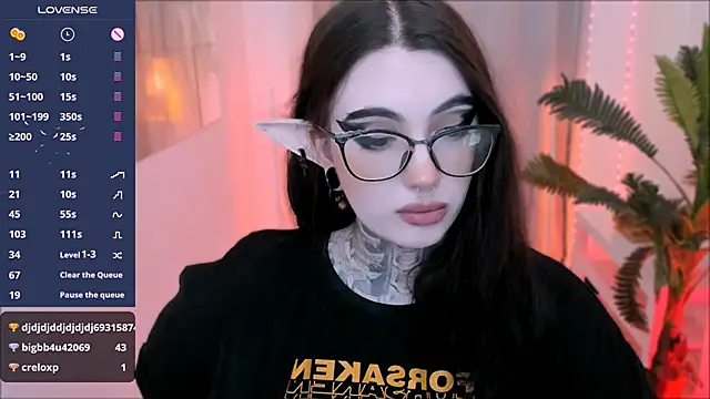 Snapshot of Dixi_Pixi_ chatting on 01-23-25, 01:24 Dixi Pixi online show from 01-23-25, 01:24