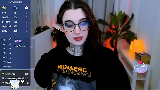 Snapshot of Dixi_Pixi_ chatting on 02-07-25, 08:55 Dixi Pixi online show from 02-07-25, 08:55