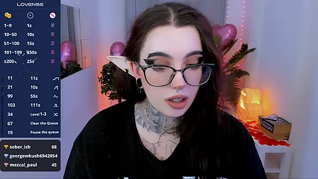Snapshot of Dixi_Pixi_ chatting on 02-16-25, 12:32 Dixi Pixi online show from 02-16-25, 12:32