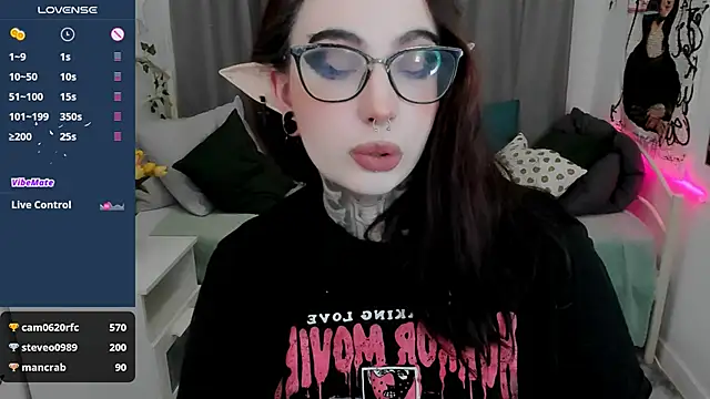 Snapshot of Dixi_Pixi_ chatting on 02-21-25, 08:51 Dixi Pixi online show from 02-21-25, 08:51
