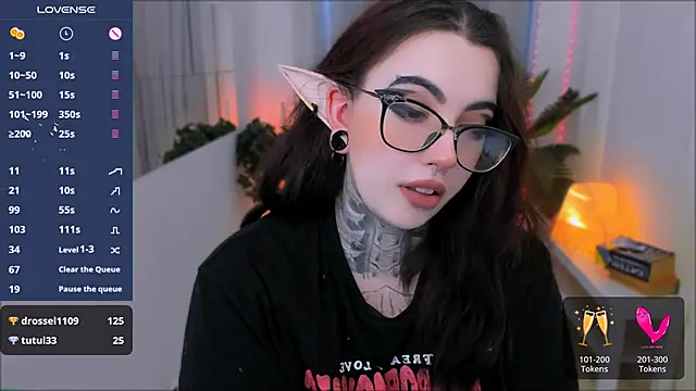 Snapshot of Dixi_Pixi_ chatting on 02-23-25, 08:49 Dixi Pixi online show from 02-23-25, 08:49