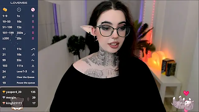 Snapshot of Dixi_Pixi_ chatting on 03-02-25, 08:48 Dixi Pixi online show from 03-02-25, 08:48