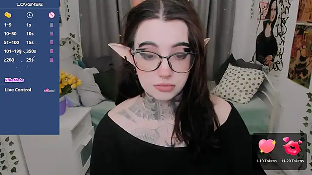 Snapshot of Dixi_Pixi_ chatting on 03-14-25, 07:26 Dixi Pixi online show from 03-14-25, 07:26