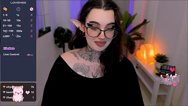 Snapshot of Dixi_Pixi_ chatting on 03-20-25, 09:15 Dixi Pixi online show from 03-20-25, 09:15