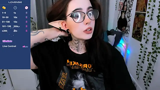 Snapshot of Dixi_Pixi_ chatting on 03-22-25, 05:49 Dixi Pixi online show from 03-22-25, 05:49