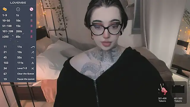Dixi Pixi  online show from 05-28-26, 08:11