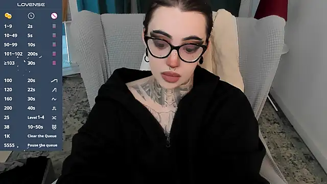 Snapshot of Dixi_Pixi_ chatting on 07-05-26, 10:22 Dixi Pixi online show from 07-05-26, 10:22