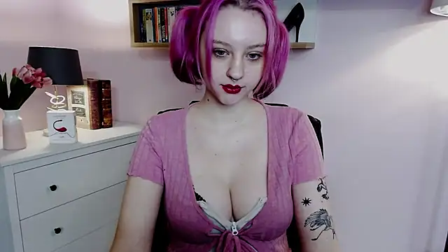 Snapshot of MadelineLust chatting on 01-25-25, 08:53 MadelineLust online show from 01-25-25, 08:53