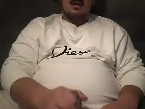 Snapshot of cookingmonster10 chatting on 01-17-26, 02:33 cookingmonster10 online show from 01-17-26, 02:33