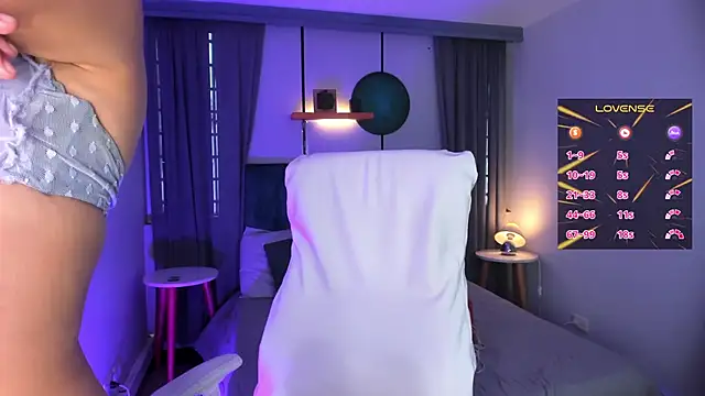 Chloe fischer  online show from 03-05-25, 02:56