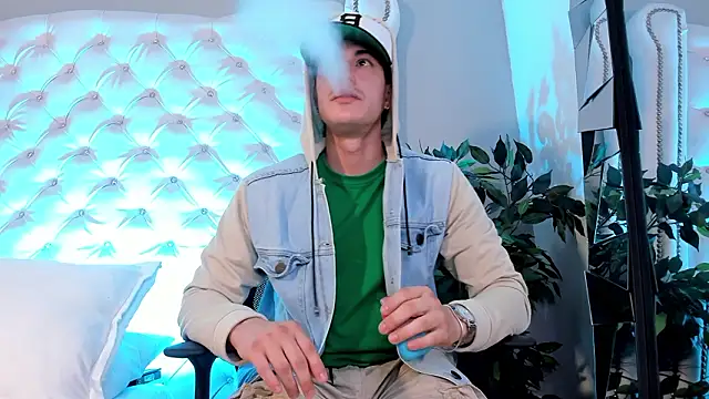 Snapshot of Karimferrer chatting on 02-19-26, 03:46 Karimferrer online show from 02-19-26, 03:46