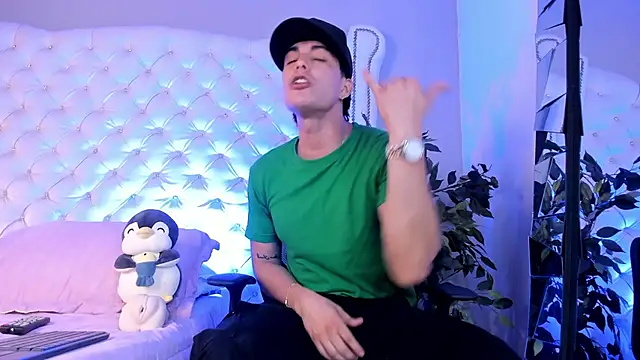 Snapshot of Karimferrer chatting on 02-27-26, 06:13 Karimferrer online show from 02-27-26, 06:13