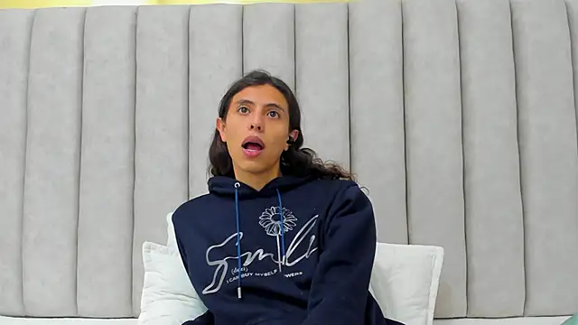 FreyaMoller online show from 02-12-26, 06:58