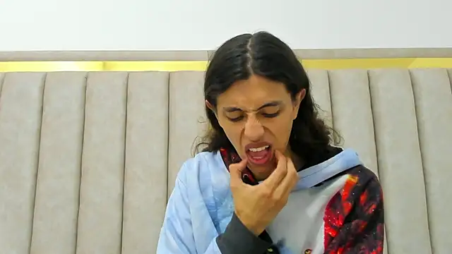 FreyaMoller online show from 03-22-26, 06:55