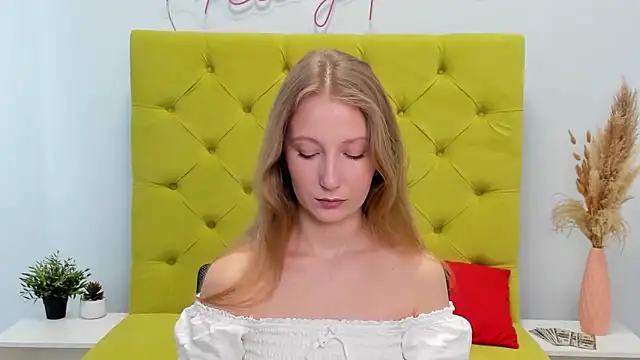 LolaWilsons online show from 03-24-26, 08:08