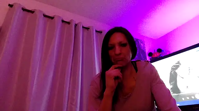 kendra g33 online show from 12-21-24, 09:33