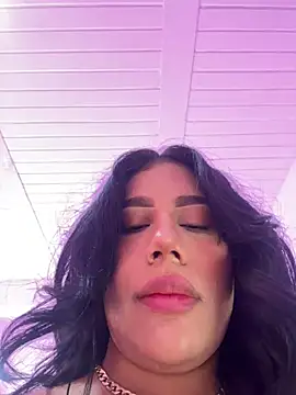 AshleyFerrer online show from 03-01-25, 06:54