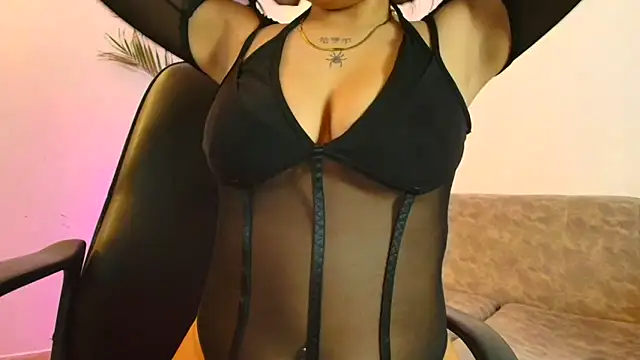 Susana hank2 online show from 11-12-25, 07:24