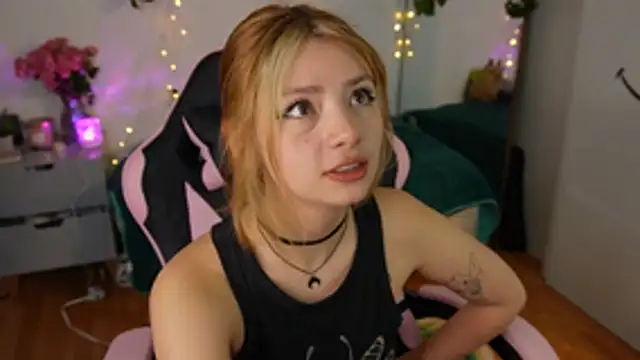 ari kat online show from 07-22-26, 01:30