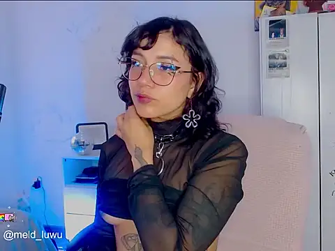 melissahowl online show from 12-22-25, 08:06