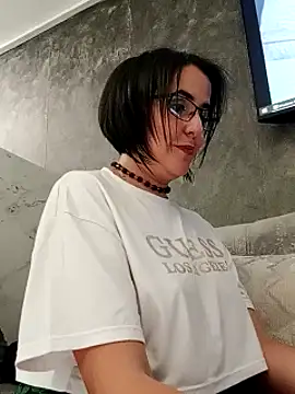 IsisBlake online show from 01-30-25, 05:17