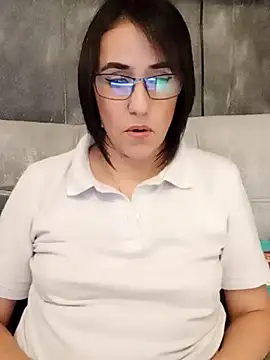 IsisBlake online show from 02-19-25, 01:18