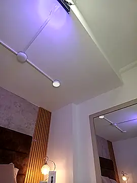 IsisBlake online show from 09-28-25, 02:11