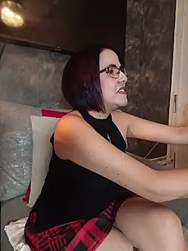 IsisBlake online show from 04-15-26, 03:02